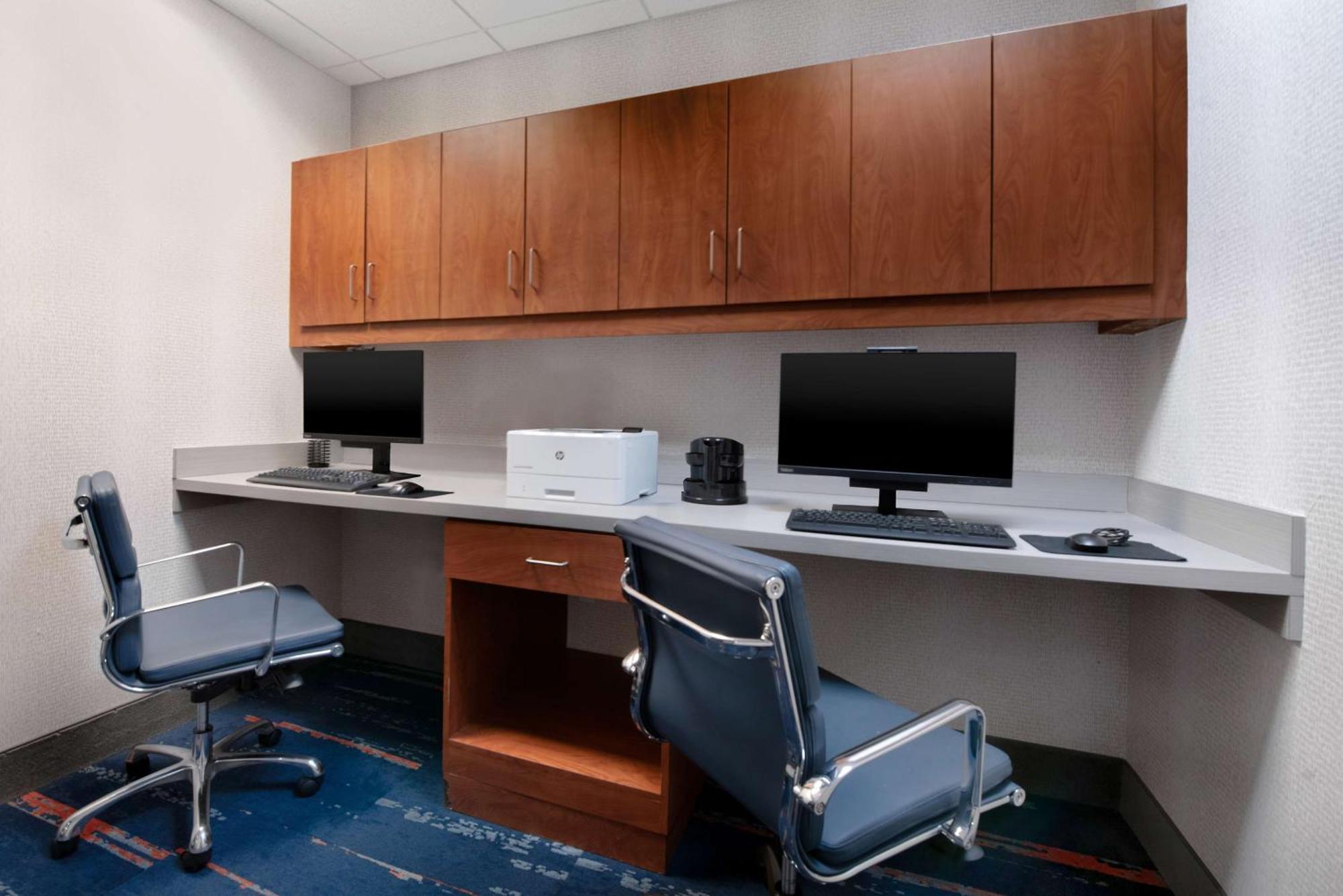 Hampton Inn & Suites Harvey Buitenkant foto