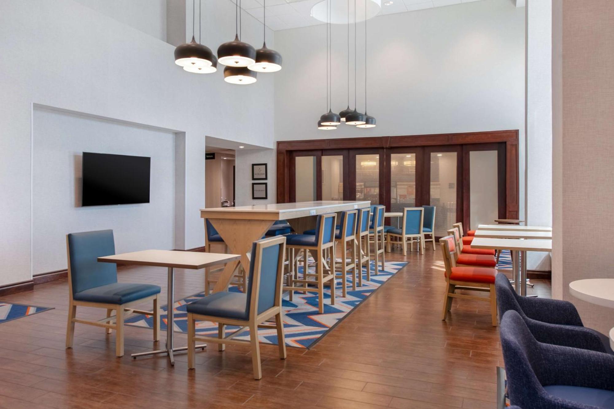 Hampton Inn & Suites Harvey Buitenkant foto