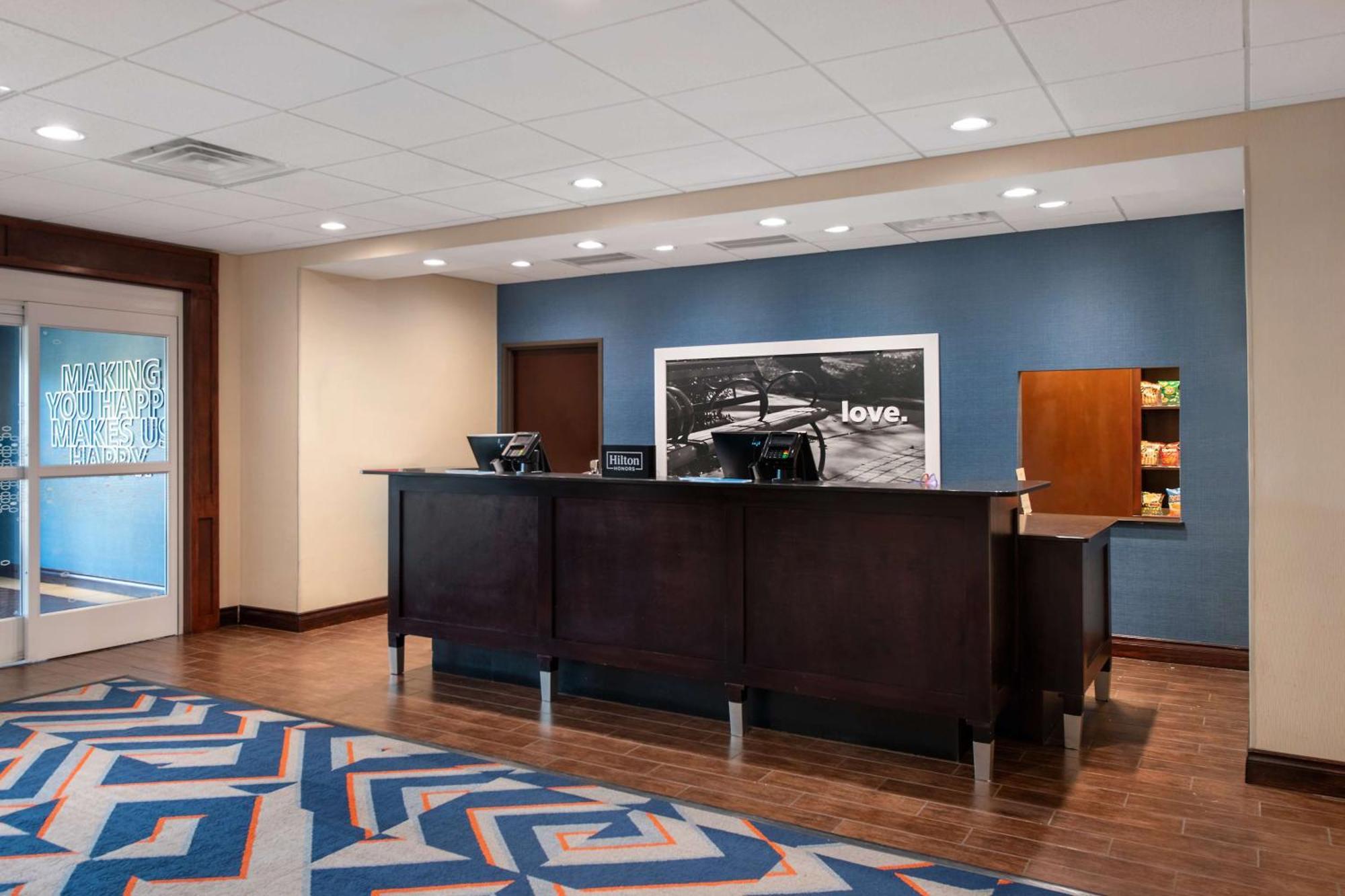 Hampton Inn & Suites Harvey Buitenkant foto