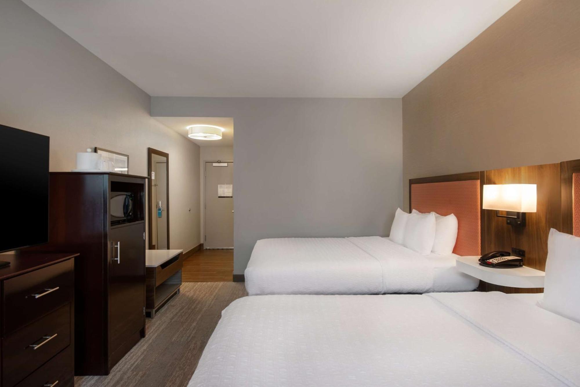 Hampton Inn & Suites Harvey Buitenkant foto