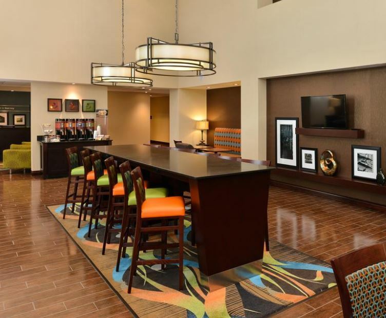 Hampton Inn & Suites Harvey Buitenkant foto