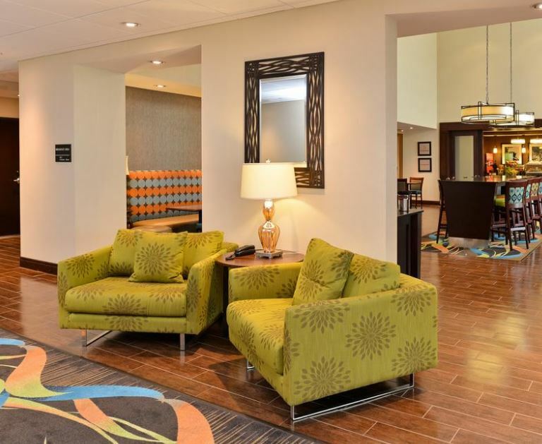 Hampton Inn & Suites Harvey Buitenkant foto